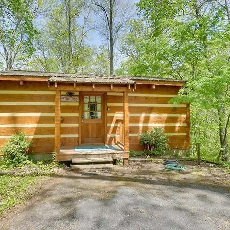 Cozy Gatlinburg Cabin With Private Hot Tub! Exterior photo