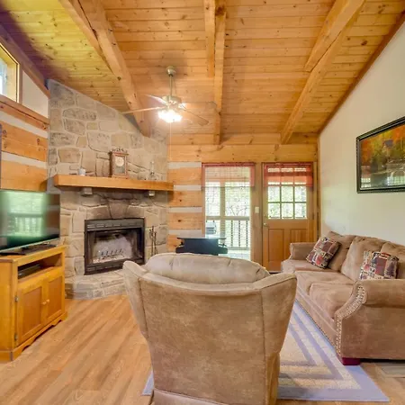 Cozy Gatlinburg Cabin With Private Hot Tub! Exterior photo