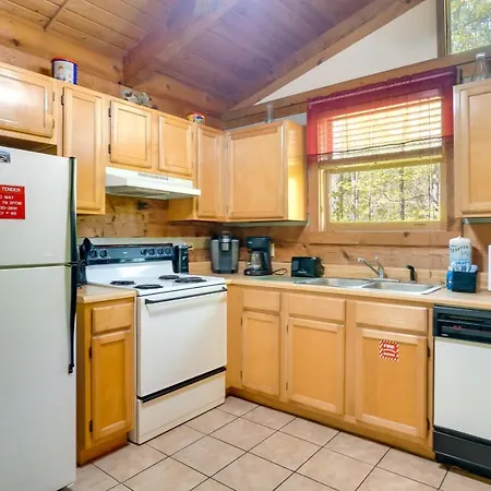 Cozy Gatlinburg Cabin With Private Hot Tub! Exterior photo