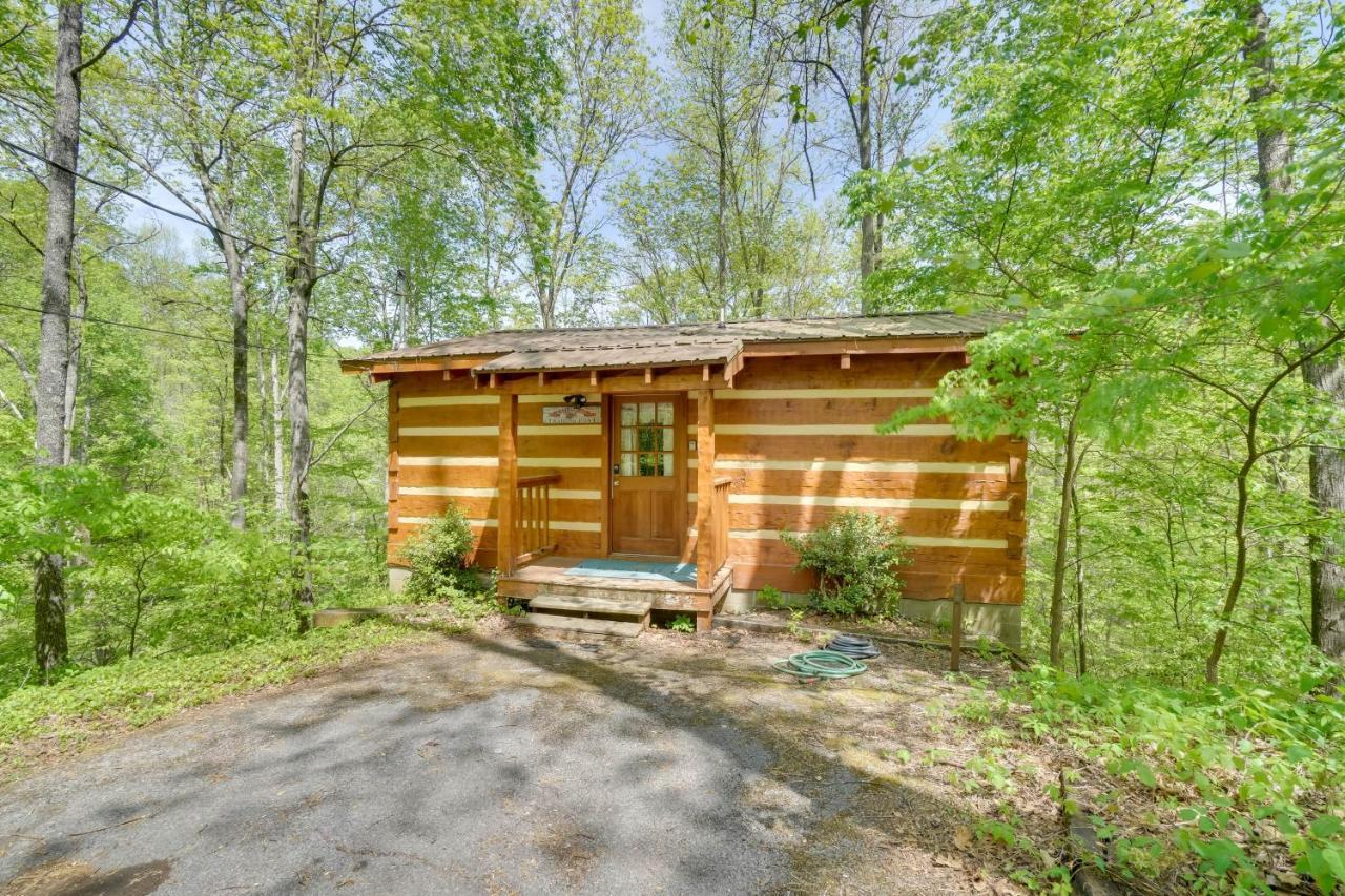 Holiday home Cozy With Private Hot Tub! Gatlinburg